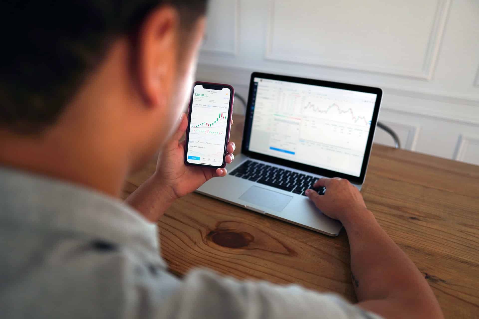Contentsquare- Desktop Beats Mobile In Financial Services Industry
