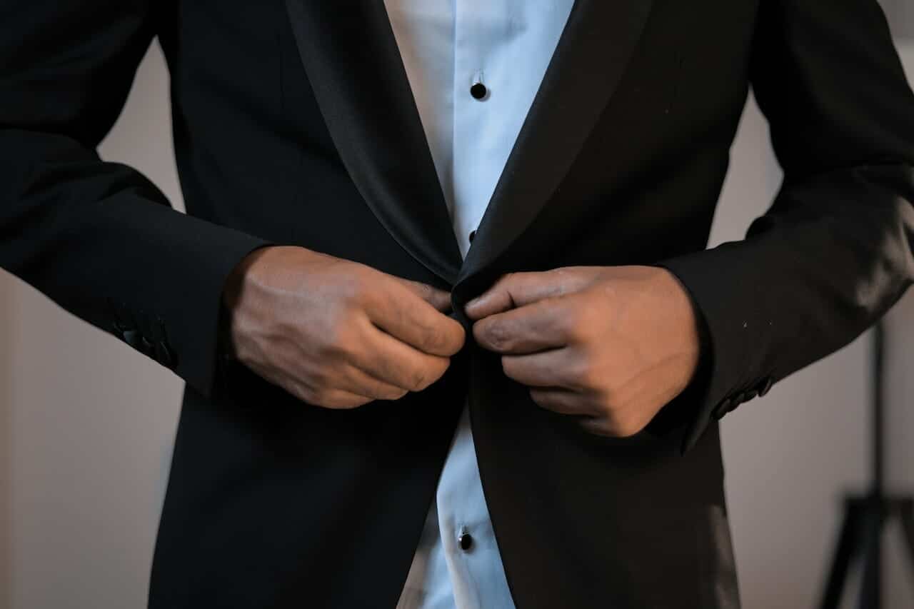 Mastering The Art Of First Impressions For Professionals And Entrepreneurs, A Complete Guide